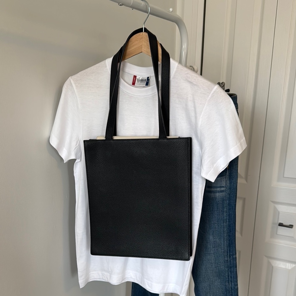 Black Leather Tote Bag from Qatar - Concepto Leather Goods